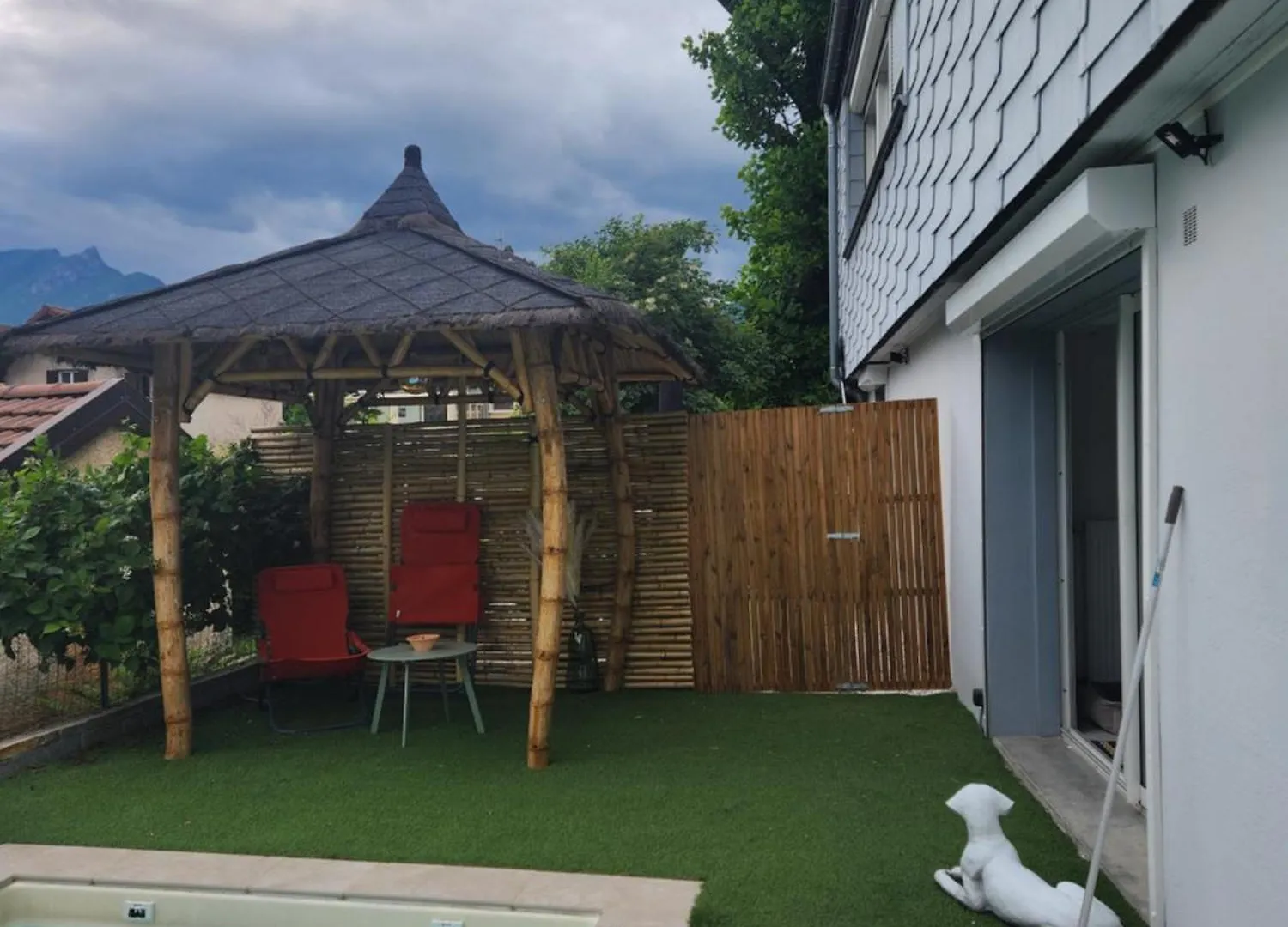 Apartment La Maison Marilyne - T2 Avec Piscine Privative Aix-les-Bains